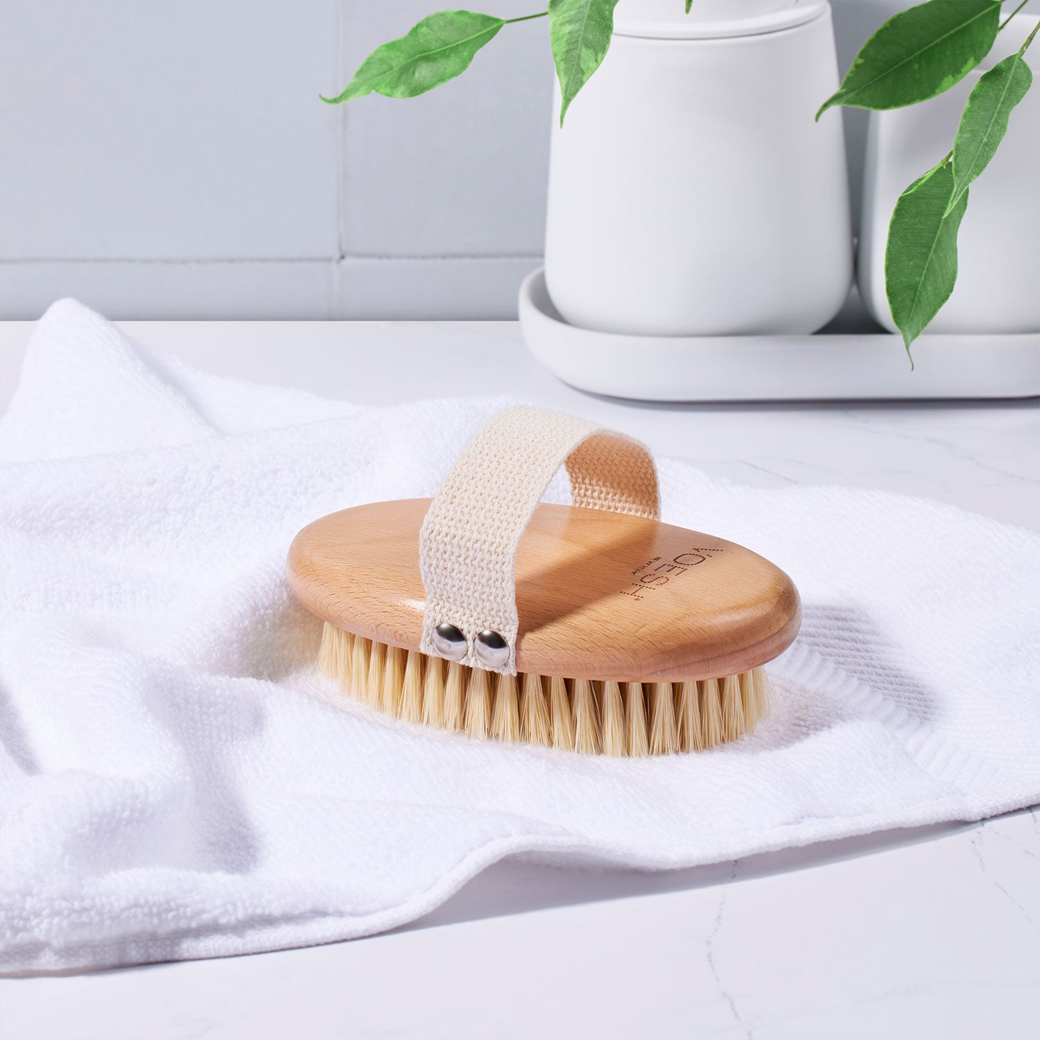 VOESH Dry Body Brush Highlighted in ‘Spa & Beauty Today's’ Winter 2024 Picks